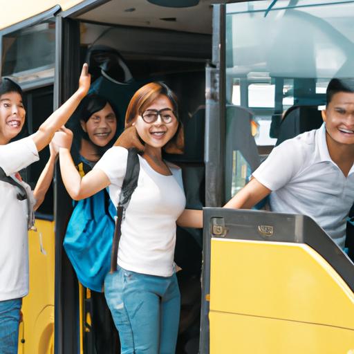 Một nhóm hành khách cười tươi lên xe buýt hiện đại của Nhà xe Huy Bảo.